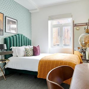 Kamer met een King Size Bed